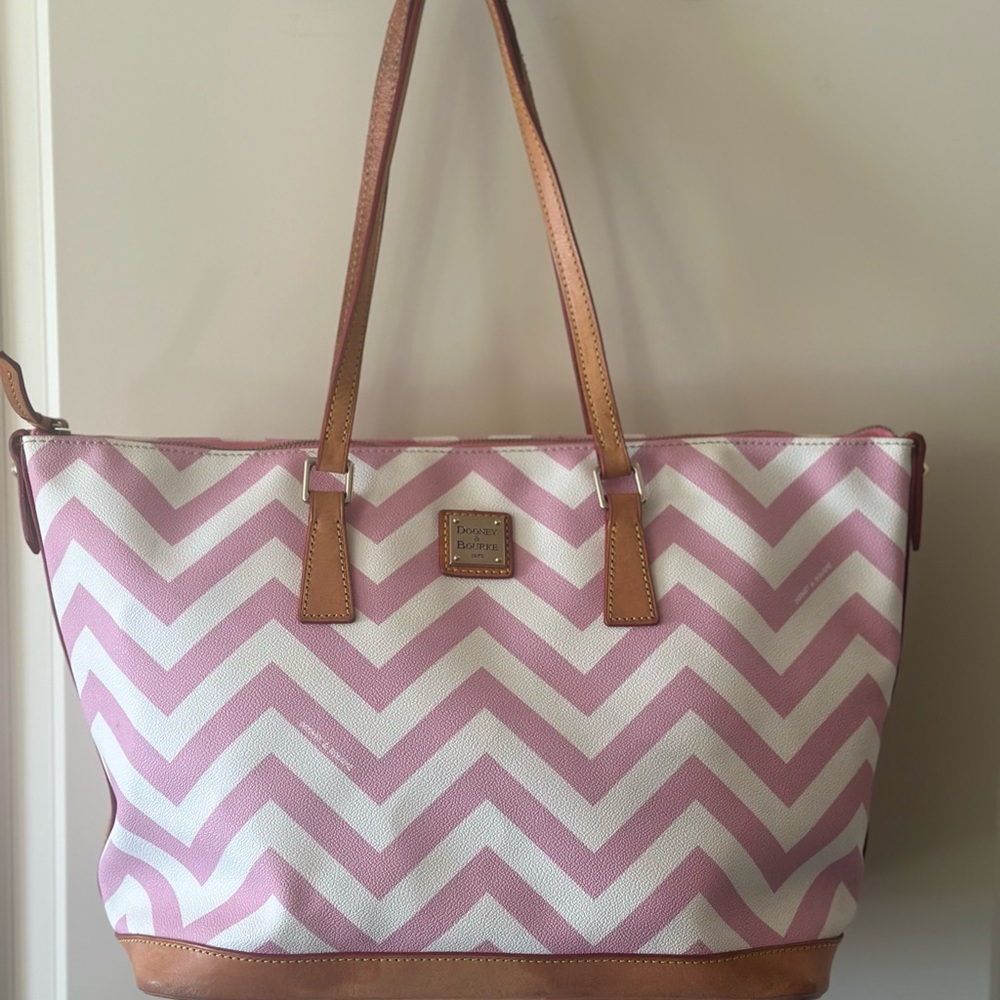 Dooney & Bourke Pink & White Chevron Tote Bag  💕